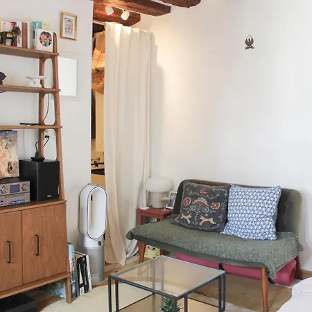 Bright And Quiet 25 M Apartment Parijs Buitenkant foto